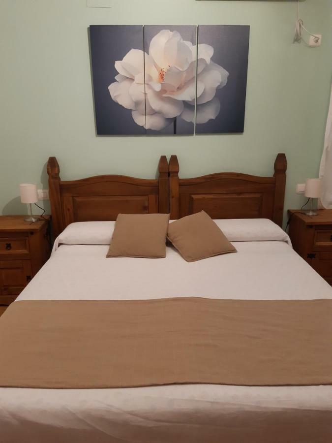 Hostal El Rincon De La Vera Losar De La Vera Esterno foto