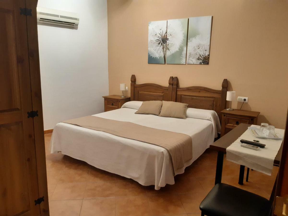 Hostal El Rincon De La Vera Losar De La Vera Esterno foto